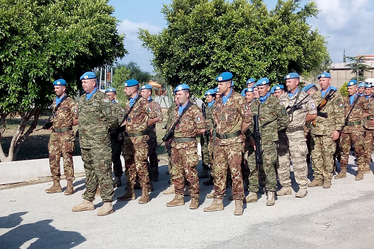 https://www.morh.hr/wp-content/gallery/1-hrvcon-na-primopredaji-duznosti-u-unifil-u-u-libanonu/unfil_10052018_8.jpg