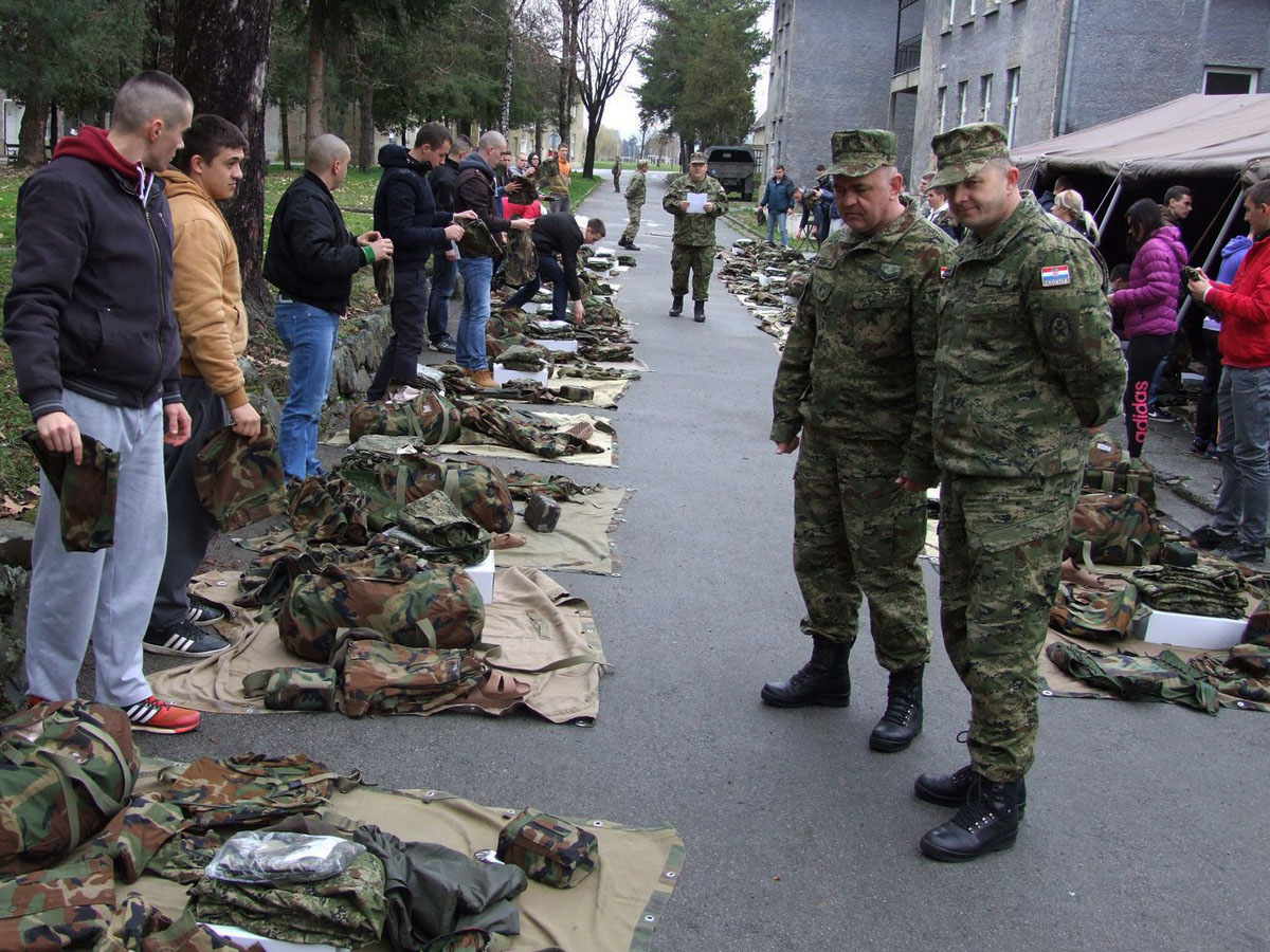 https://www.morh.hr/wp-content/gallery/16-narastaj-rocnika-na-dragovoljnom-vojnom-osposobljavanju/rocnici_26022016_04.jpg