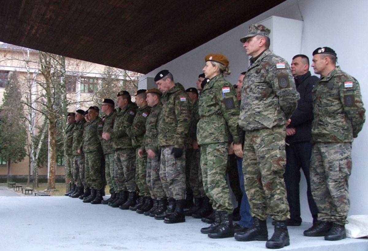 https://www.morh.hr/wp-content/gallery/19-obljetnica-7-gardijske-brigade-pume/pume_18012012_8.jpg