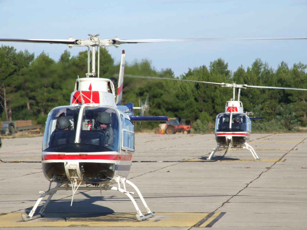 https://www.morh.hr/wp-content/gallery/20-obljetnica-eskadrile-helikoptera/helikopteri_07032016_01.jpg