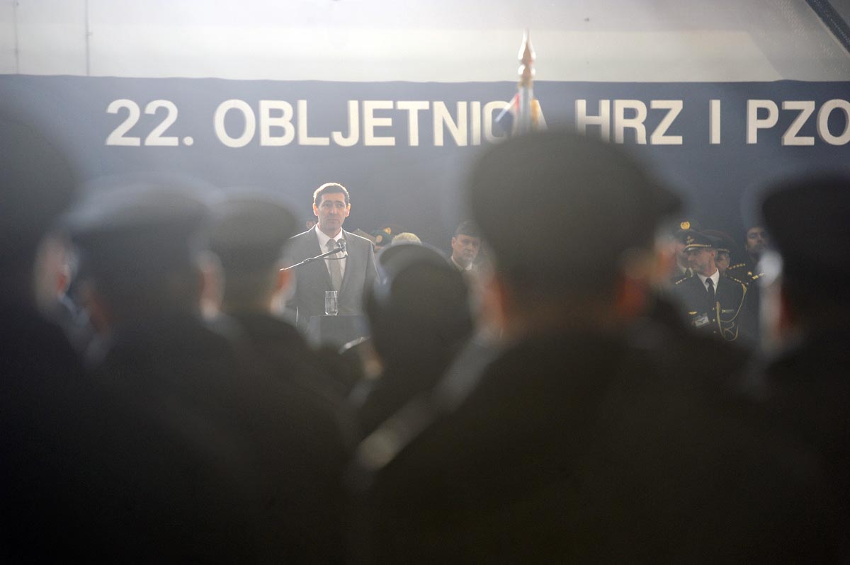 https://www.morh.hr/wp-content/gallery/22-obljetnica-hrz-i-pzo-a/22_obljetnica_hrz_12122013_13.jpg