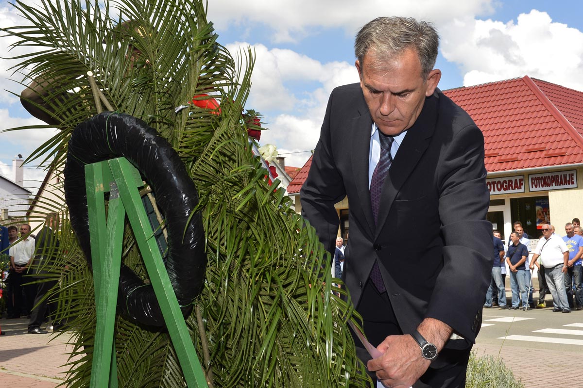 https://www.morh.hr/wp-content/gallery/25-godisnjica-pogibije-policijskih-sluzbenika-pp-beli-manastir/beli_manastir_13082016-13.jpg
