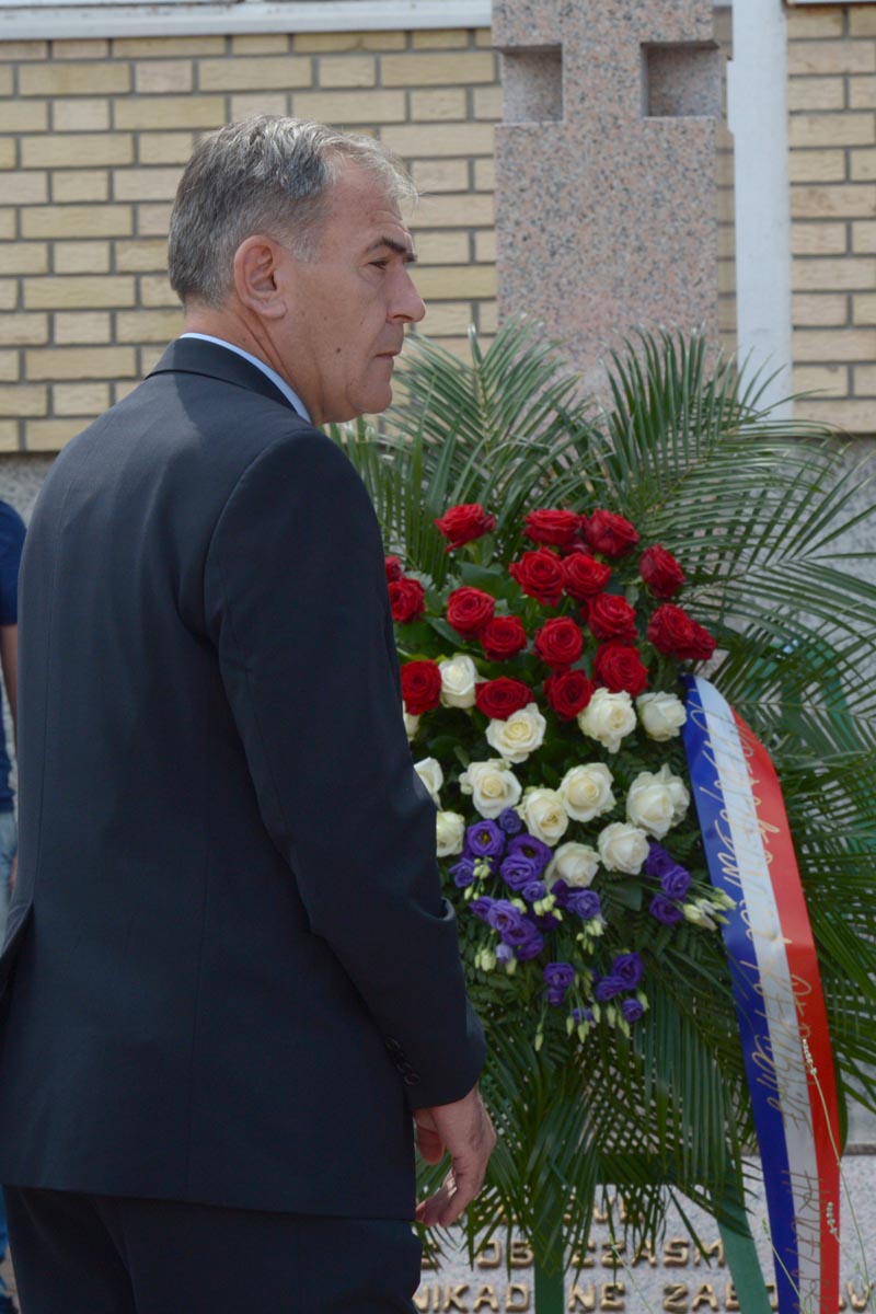https://www.morh.hr/wp-content/gallery/25-godisnjica-pogibije-policijskih-sluzbenika-pp-beli-manastir/beli_manastir_13082016-20.jpg