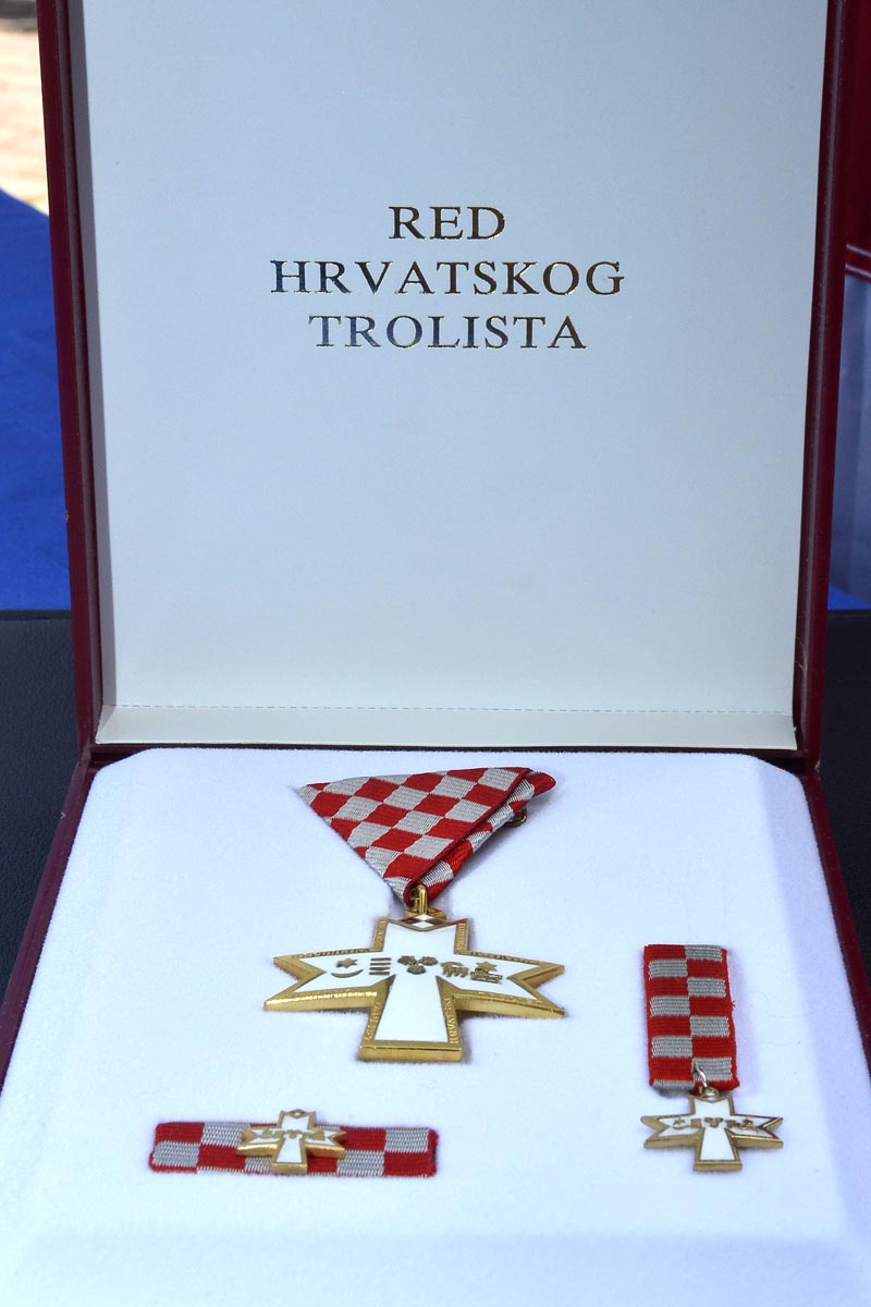 https://www.morh.hr/wp-content/gallery/25-godisnjica-pogibije-policijskih-sluzbenika-pp-beli-manastir/beli_manastir_13082016-28.jpg