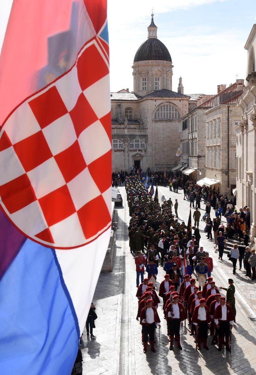 https://www.morh.hr/wp-content/gallery/25-obljetnica-oslobadanja-hrvatskog-juga/dubrovnik_29102017_11.jpg