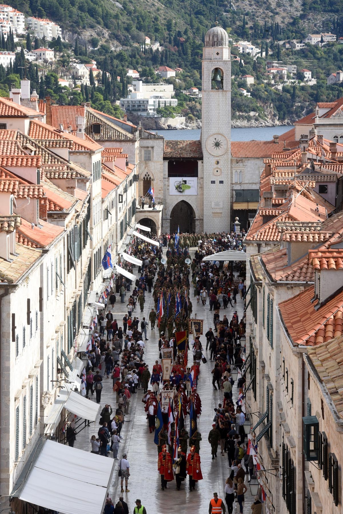 https://www.morh.hr/wp-content/gallery/25-obljetnica-oslobadanja-hrvatskog-juga/dubrovnik_29102017_12.jpg