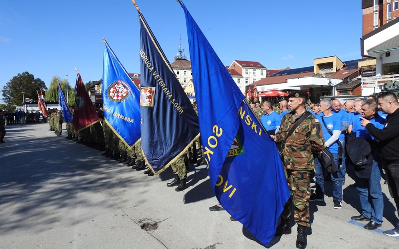 https://www.morh.hr/wp-content/gallery/27-obljetnica-5-gardijske-brigade-sokolovi/27_obljetnica_5_gbr_sokolovi_190719_13.jpg