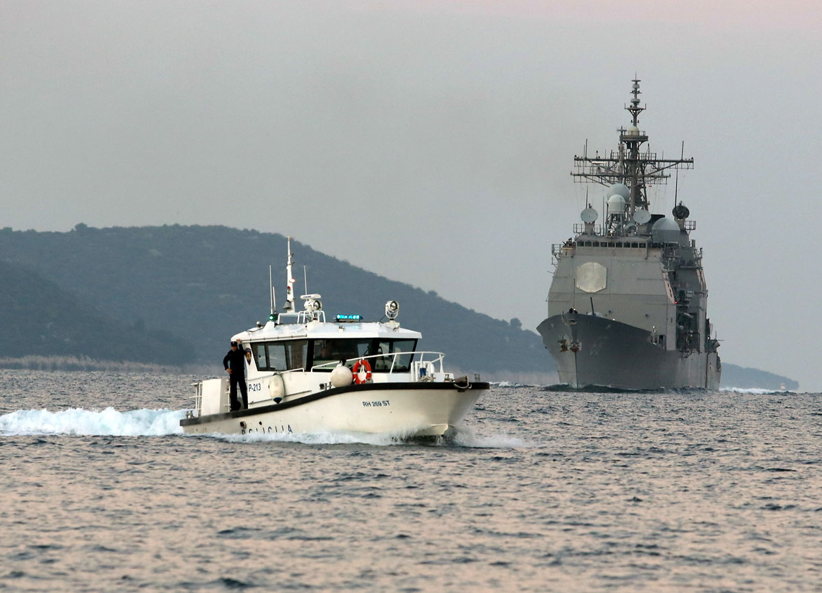 https://www.morh.hr/wp-content/gallery/americki-nosac-zrakoplova-uss-harry-s-truman-u-posjetu-hrvatskoj/sbgs9732.jpg