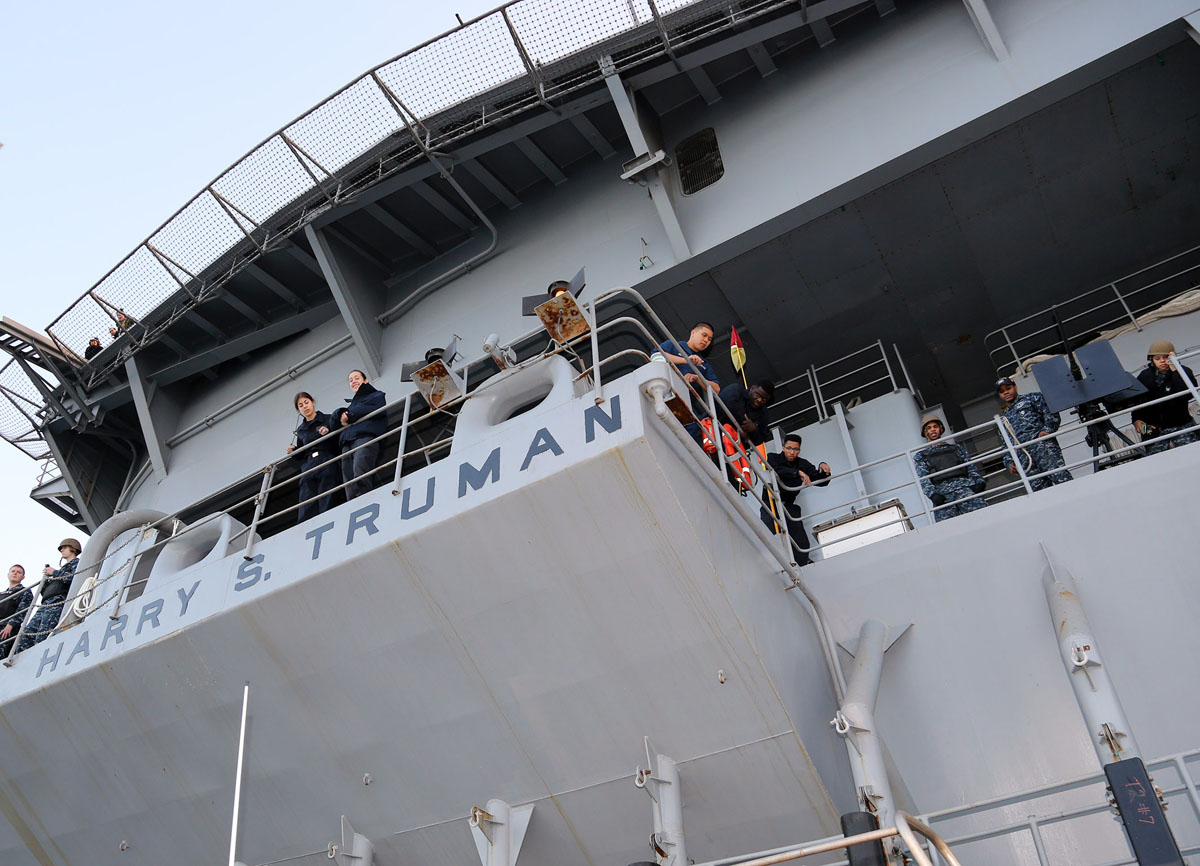 https://www.morh.hr/wp-content/gallery/americki-nosac-zrakoplova-uss-harry-s-truman-u-posjetu-hrvatskoj/sbgs9855.jpg