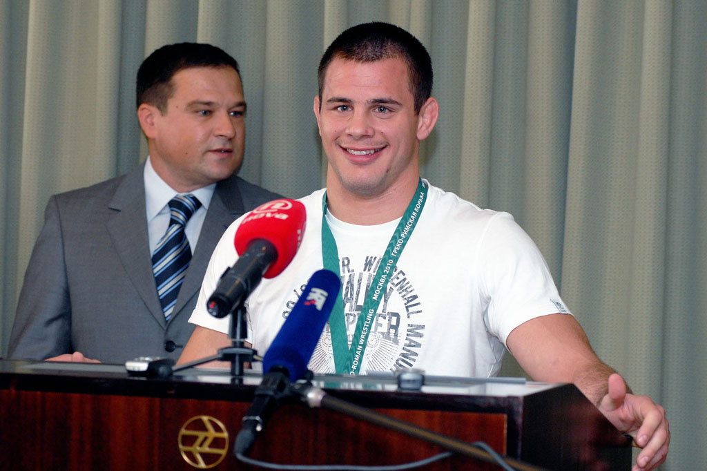https://www.morh.hr/wp-content/gallery/asnici-os-rh-na-svjetskom-prvenstvu-u-hrvanju/zugaj_5_09092010.jpg