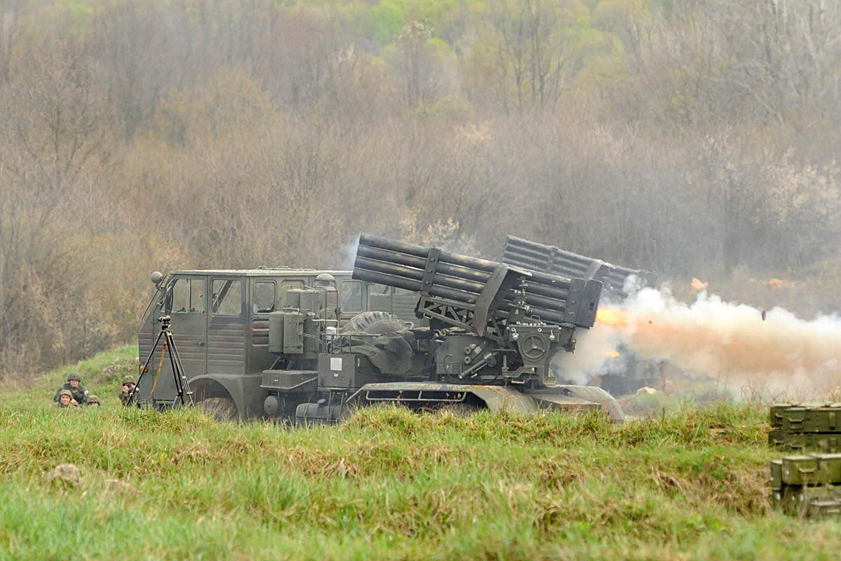 https://www.morh.hr/wp-content/gallery/bojevo-gaanje-iz-viecijevnih-raketnih-bacaa/vbr_20042012_0010.jpg