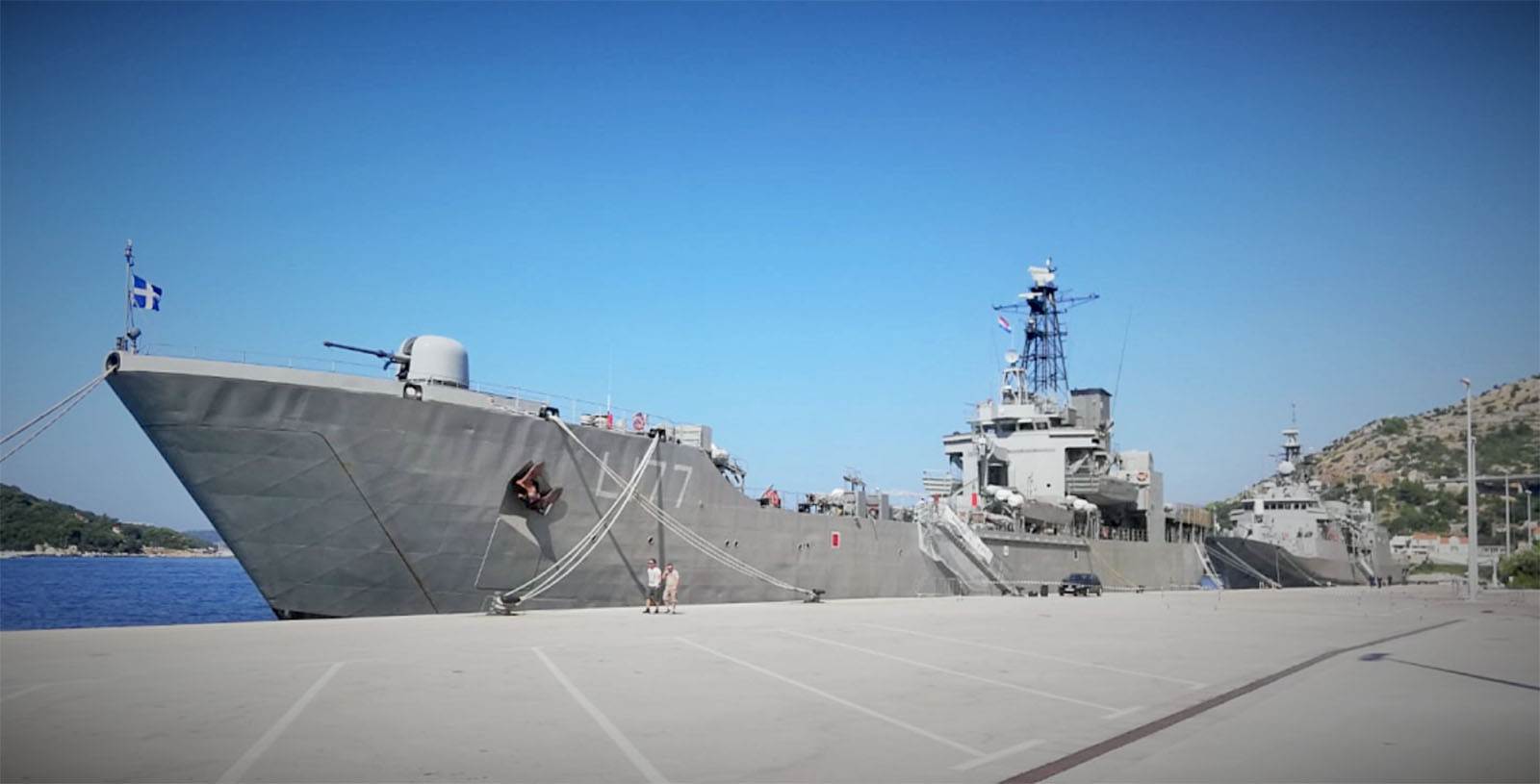 https://www.morh.hr/wp-content/gallery/brodovi-ratne-mornarice-helenske-republike-u-posjetu-hrm-u-i-dubrovniku/brodovi-ratne-mornarice-helenske-republike-u-posjetu-hrm-u-1-.jpg