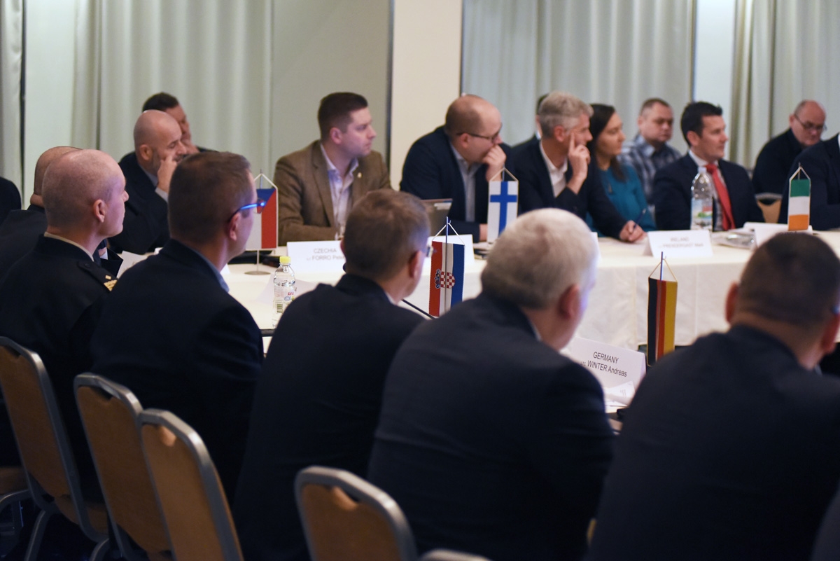https://www.morh.hr/wp-content/gallery/cetvrta-medunarodna-koordinacijska-konferencija-za-borbenu-skupinu-eu-a/konferencija_borbena_skupina_eu_29112018_10.jpg