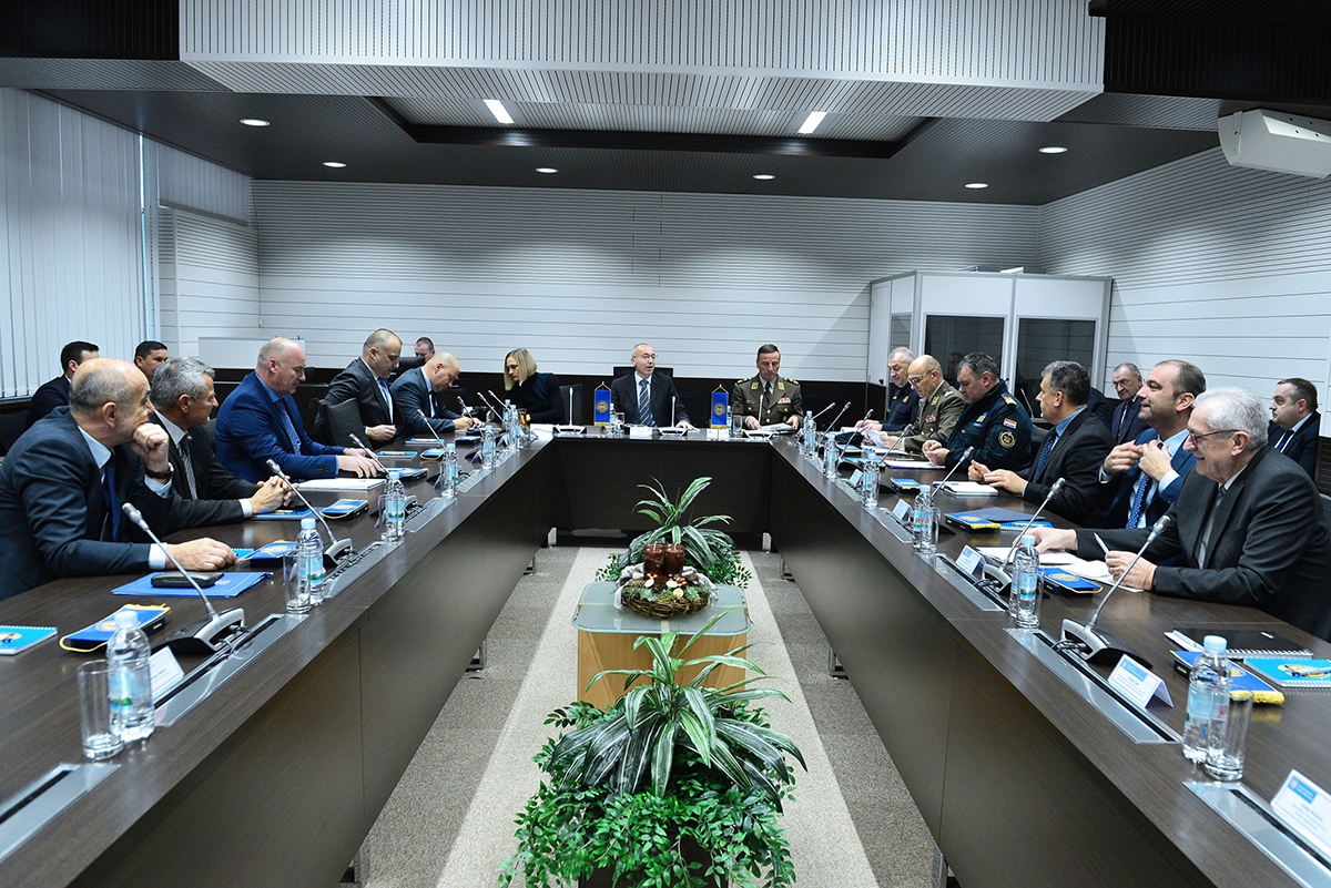 https://www.morh.hr/wp-content/gallery/cetvrta-sjednica-koordinacije-za-sustav-domovinske-sigurnosti/domovinska_sigurnost_20191209_01.jpg