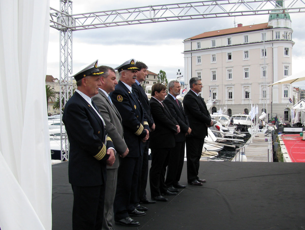 https://www.morh.hr/wp-content/gallery/croatia-boat-show-2012/cro-boat_17042012_4.jpg