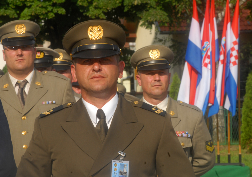 https://www.morh.hr/wp-content/gallery/dan-dravnosti-republike-hrvatske-u-vukovaru/vukovar_dd09_18.jpg