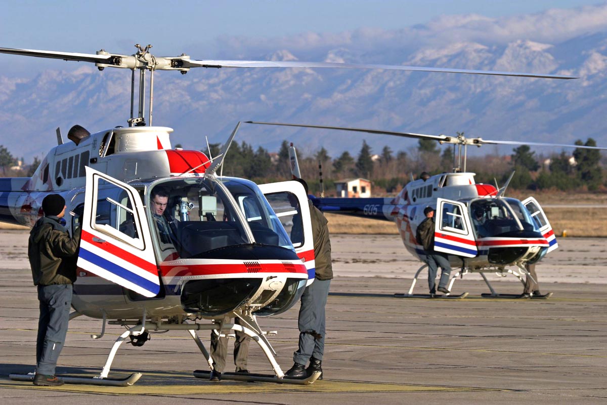 https://www.morh.hr/wp-content/gallery/dan-helikopterske-eskadrile-u-zemuniku/helikopteri_08032013_02.jpg