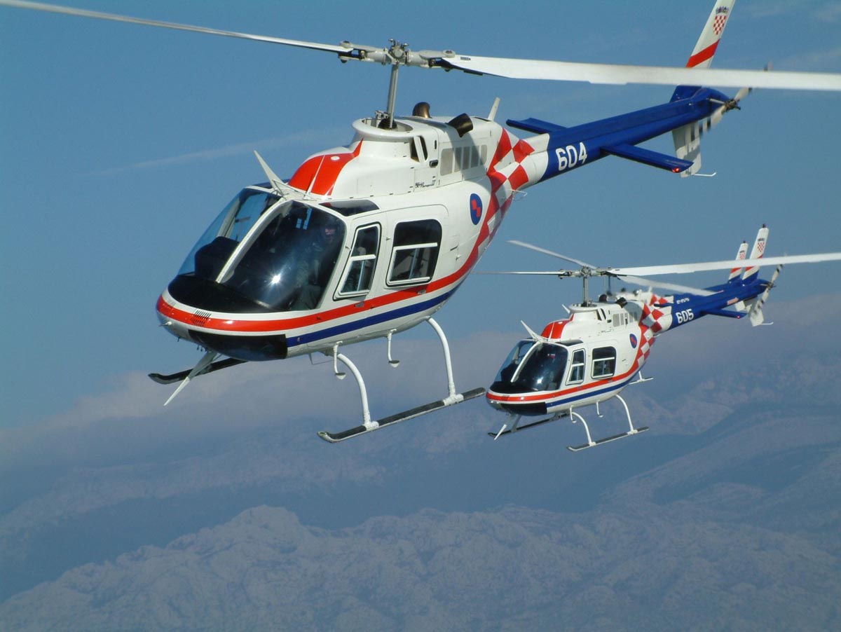 https://www.morh.hr/wp-content/gallery/dan-helikopterske-eskadrile-u-zemuniku/helikopteri_08032013_05.jpg