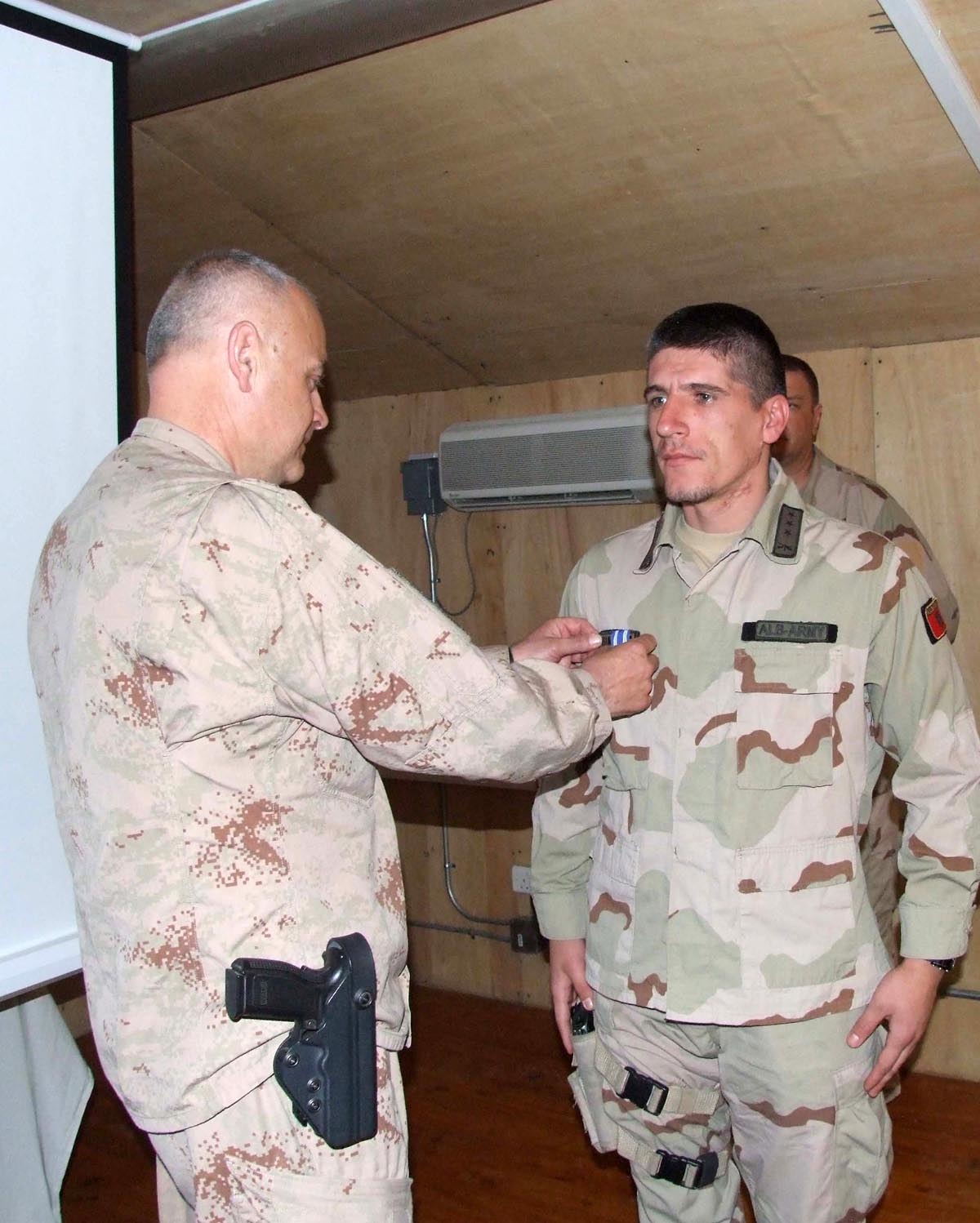 https://www.morh.hr/wp-content/gallery/dodjela-nato-medalja-pripadnicima-stranih-os-iz-sastava-mp-sat/isaf_14022013_1.jpg