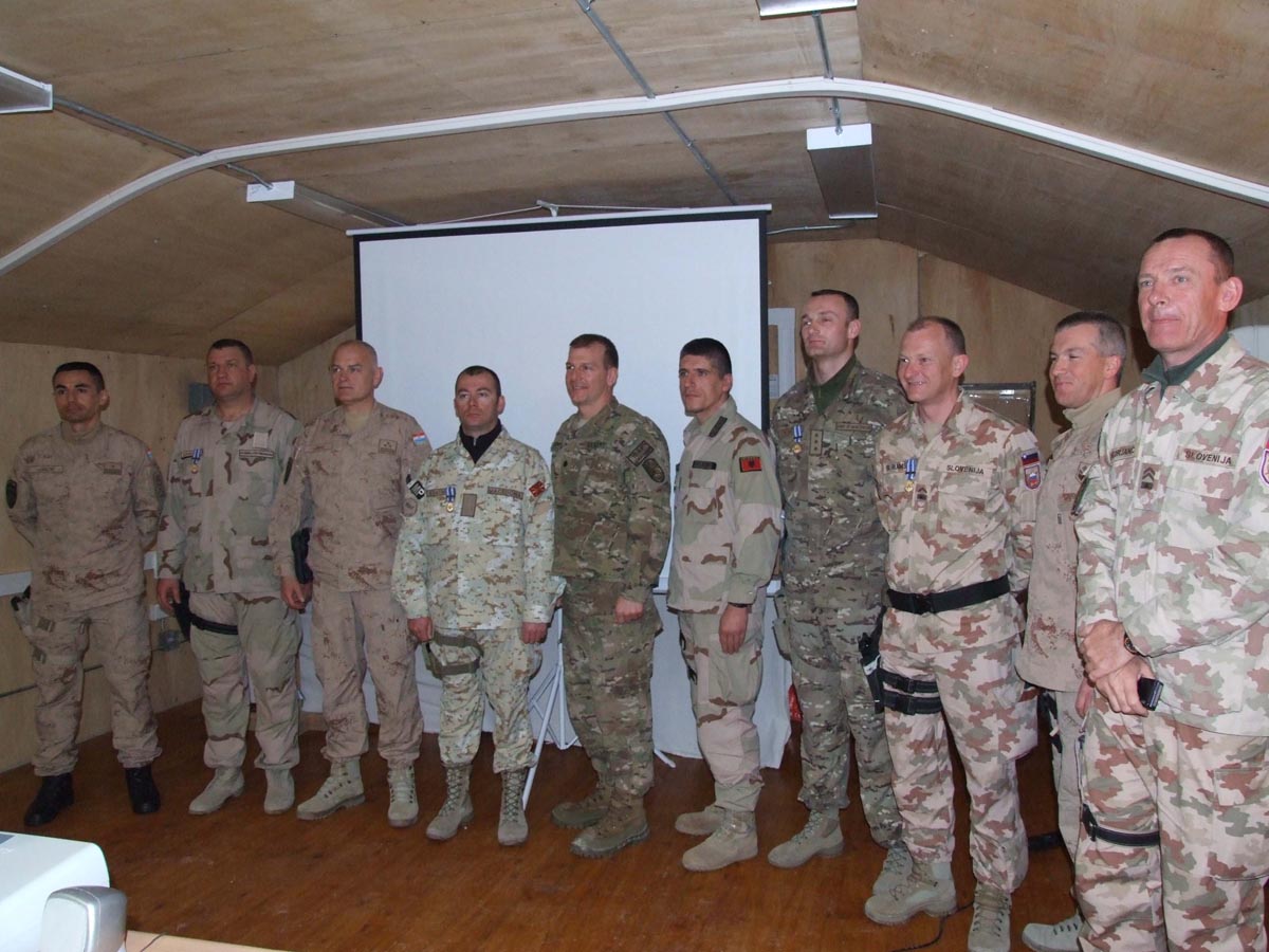 https://www.morh.hr/wp-content/gallery/dodjela-nato-medalja-pripadnicima-stranih-os-iz-sastava-mp-sat/isaf_14022013_4.jpg