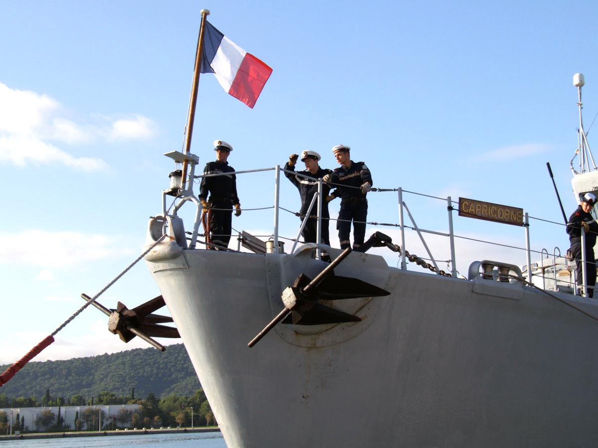 https://www.morh.hr/wp-content/gallery/francuski-brod-capricorne-u-posjetu-hrm-u/capricorne_10102013_1.jpg