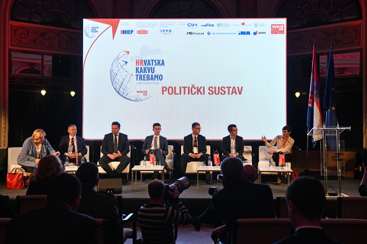 https://www.morh.hr/wp-content/gallery/general-sundov-na-konferenciji-vecernjeg-lista/hrvatska_kakvu_trebamo_040319_14.jpg