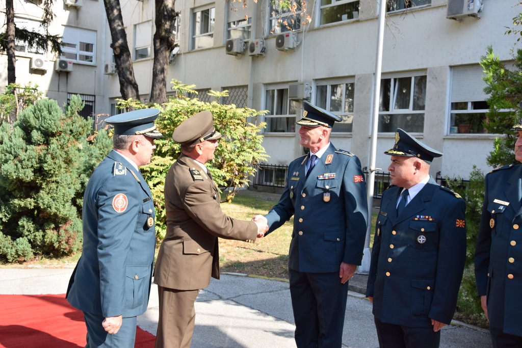 https://www.morh.hr/wp-content/gallery/general-sundov-u-posjetu-republici-sjevernoj-makedoniji/general_zbora_sundov_republika_sjeverna_makedonija_hv_-190719_03.jpg