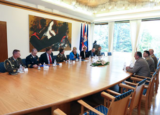 https://www.morh.hr/wp-content/gallery/general-zbora-sundov-primio-u-sluzbeni-posjet-nacelnika-zs-os-bih-general-pukovnika-jeleca/ngs_bih_19072016_21.jpg