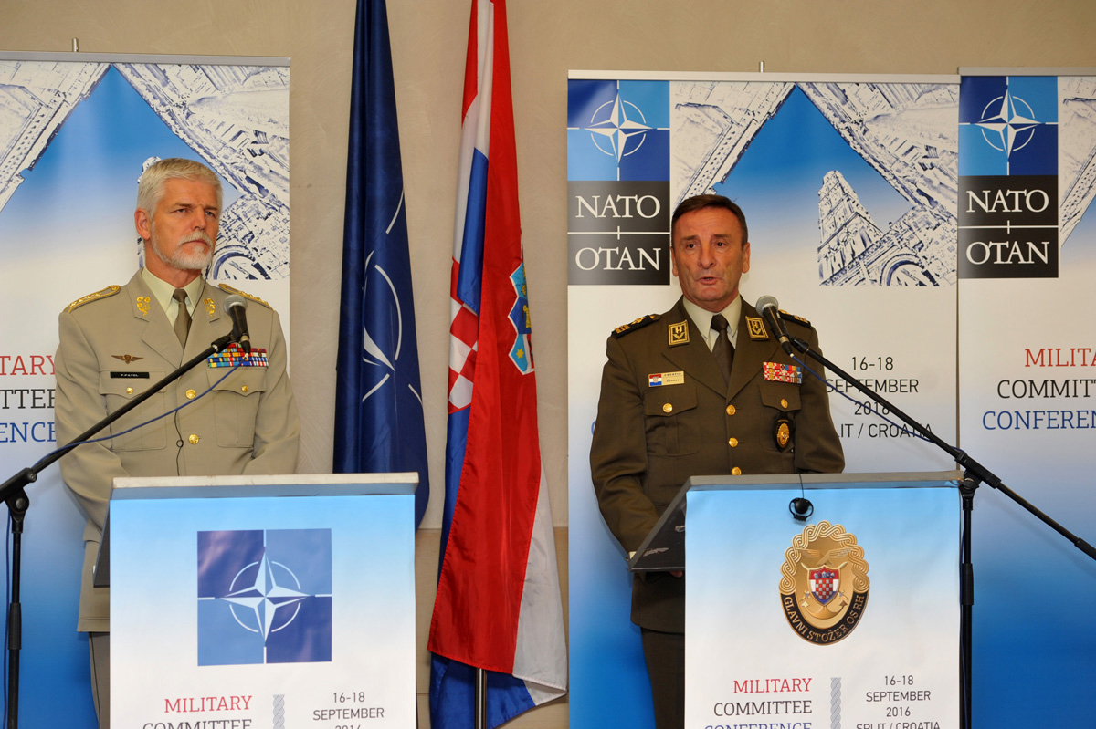 https://www.morh.hr/wp-content/gallery/generali-pavel-i-sundov-o-konferenciji-vojnog-odbora-nato-a/press_17092016_03.jpg