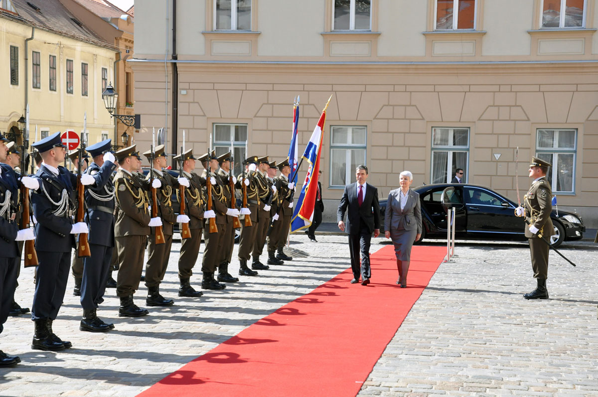 https://www.morh.hr/wp-content/gallery/glavni-tajnik-nato-a-anders-fogh-rasmussen-u-zagrebu/rasmussen_20100430_4.jpg