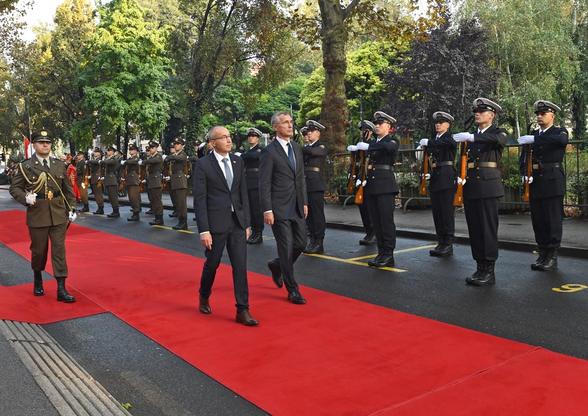 https://www.morh.hr/wp-content/gallery/glavni-tajnik-nato-a-jens-stoltenberg-u-morh-u/jens_stoltenberg_posjetio_morh_08102018_13.jpg