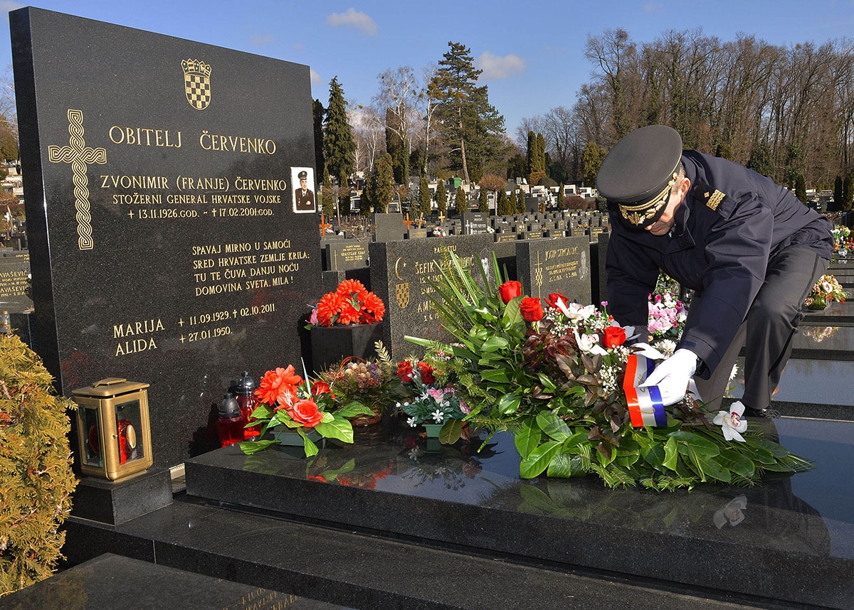https://www.morh.hr/wp-content/gallery/gs-osrh-obiljezio-18-obljetnicu-smrti-generala-cervenka/cervenko_15022019_2.jpg