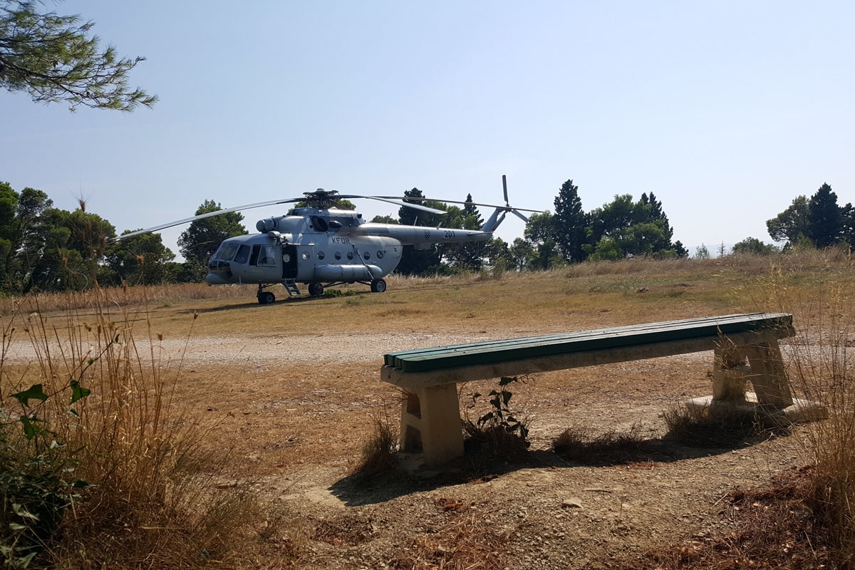 https://www.morh.hr/wp-content/gallery/helikopter-hrz-a-sudjelovao-u-spasavanju-ozlijedenog-planinara/biokovo_18082018_4.jpg