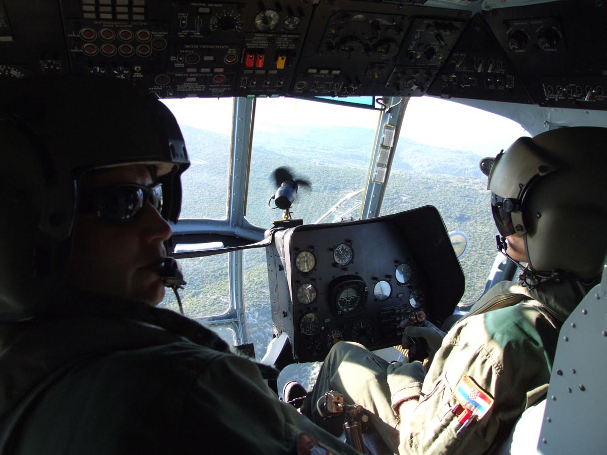 https://www.morh.hr/wp-content/gallery/helikopterima-hrz-i-pzo-a-tijekom-vikenda-prevezena-cetiri-pacijenta/hml_01092014_3.jpg
