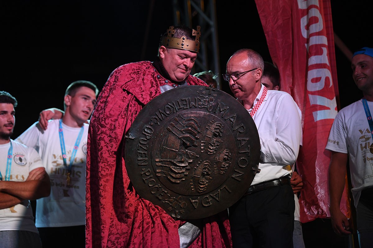 https://www.morh.hr/wp-content/gallery/hrvatska-ratna-mornarica-prvi-put-na-maratonu-lada-na-neretvi/maraton-lada-na-neretvi_12.jpg