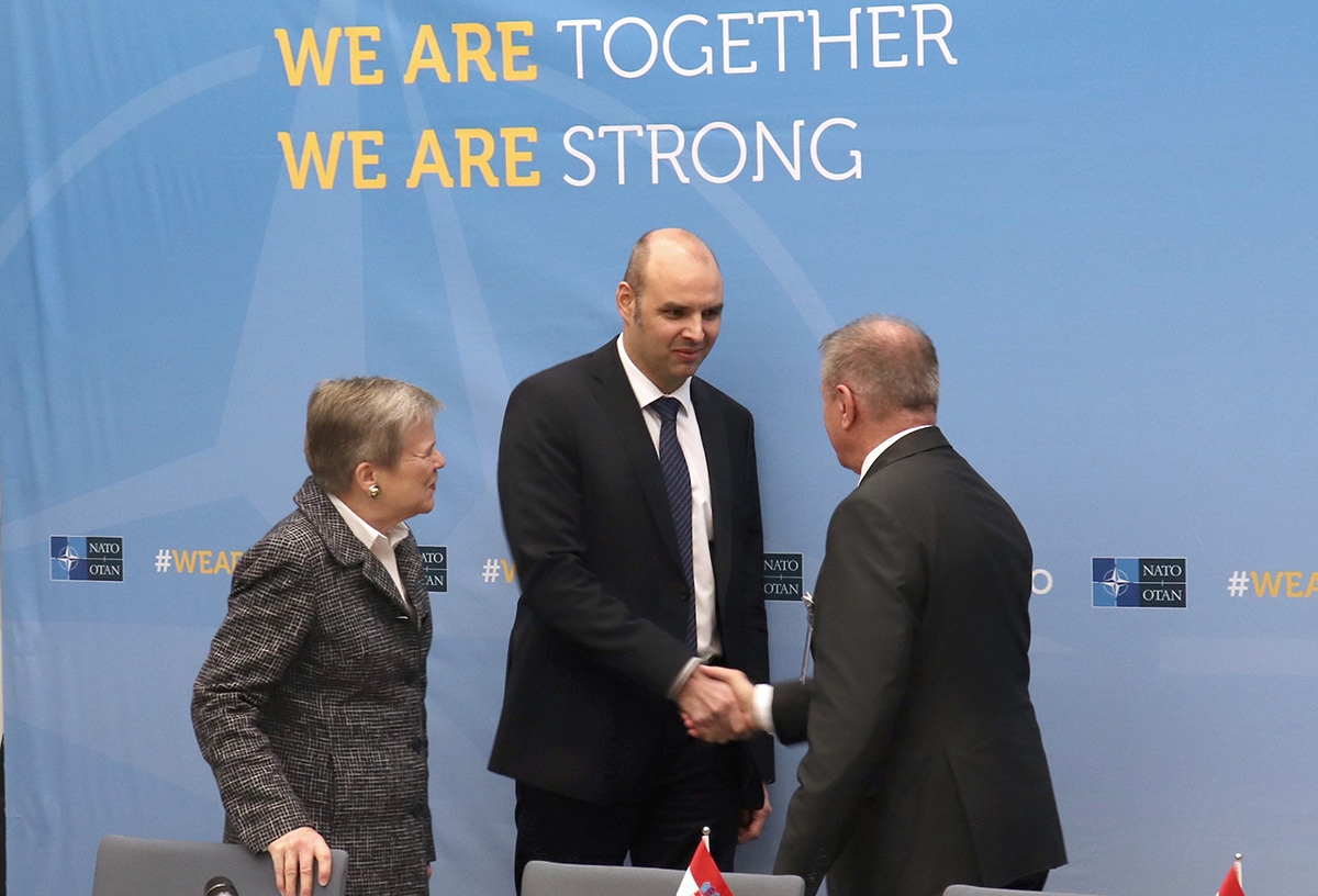 https://www.morh.hr/wp-content/gallery/hrvatska-u-regionalnom-zapovjednistvu-za-specijalne-operacije/pismo_namjere_14022019_01.jpg