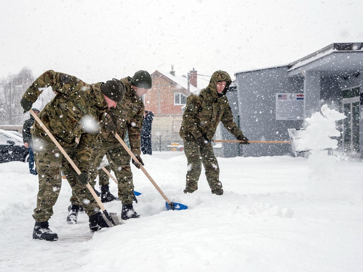 https://www.morh.hr/wp-content/gallery/hrvatska-vojska-cisti-snijeg-u-vukovaru/vukovar_ciscenje_snijega_27022018_4.jpg