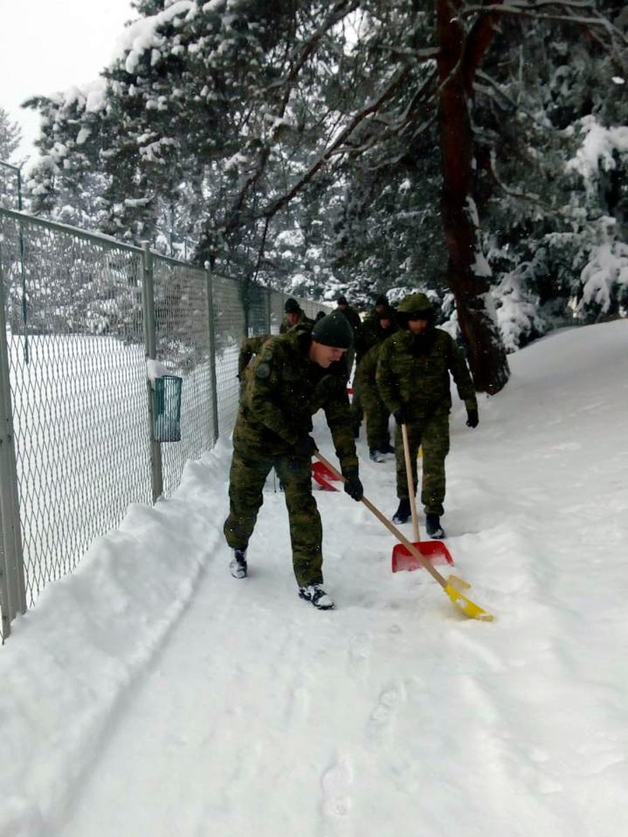 https://www.morh.hr/wp-content/gallery/hrvatska-vojska-cisti-snijeg-u-vukovaru/vukovar_hv_snijeg_27022018_6.jpg