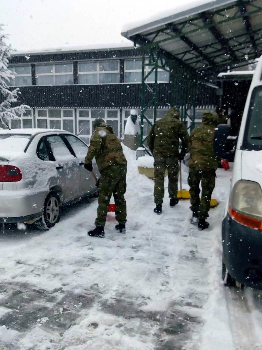 https://www.morh.hr/wp-content/gallery/hrvatska-vojska-cisti-snijeg-u-vukovaru/vukovar_hv_snijeg_27022018_8.jpg