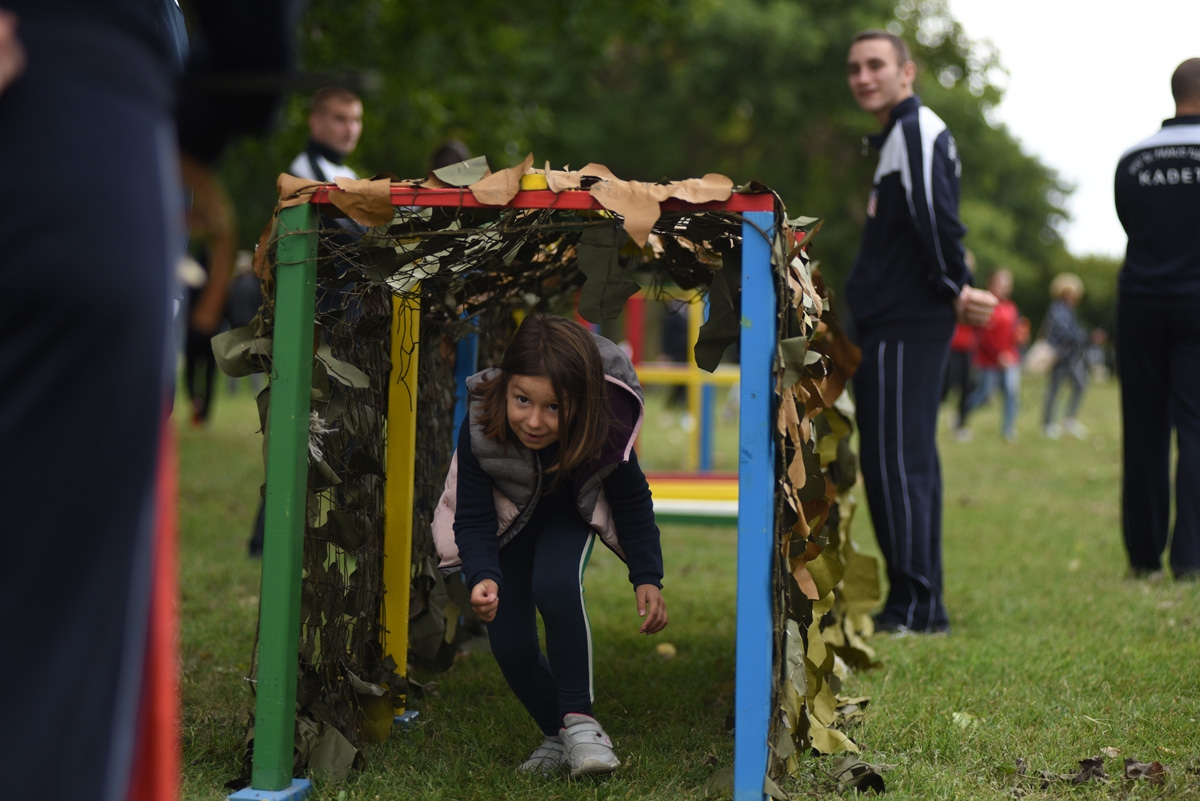 https://www.morh.hr/wp-content/gallery/hrvatska-vojska-na-otvorenju-europskog-tjedna-sporta/europski_dan_sporta_jarun_220918_04.jpg