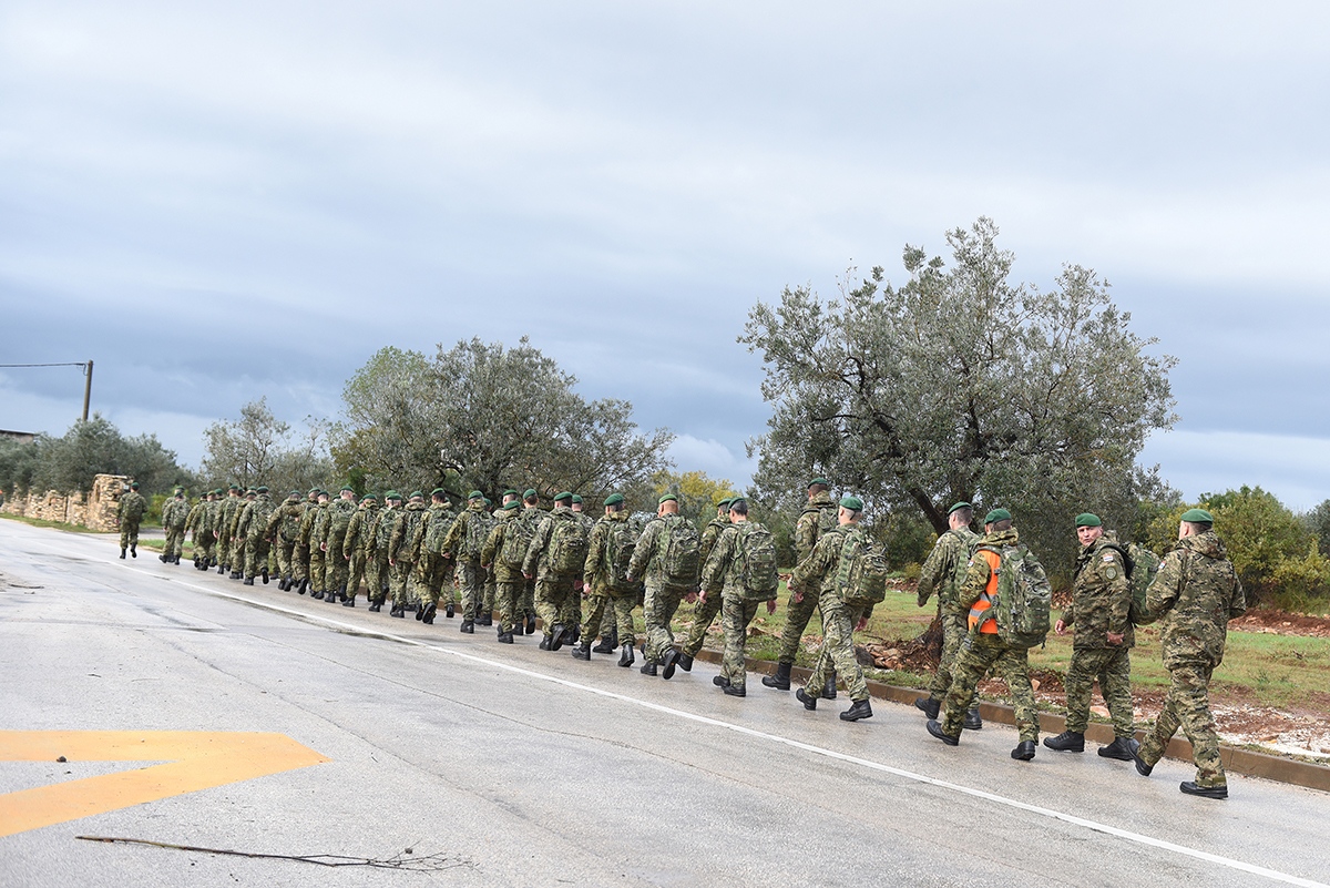 https://www.morh.hr/wp-content/gallery/hrvatska-vojska-stigla-u-pulu-u-povijest-ulaze-odlucni/pula_13112019_08.jpg