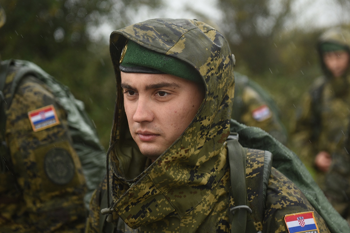 https://www.morh.hr/wp-content/gallery/hrvatska-vojska-stigla-u-pulu-u-povijest-ulaze-odlucni/pula_13112019_13.jpg
