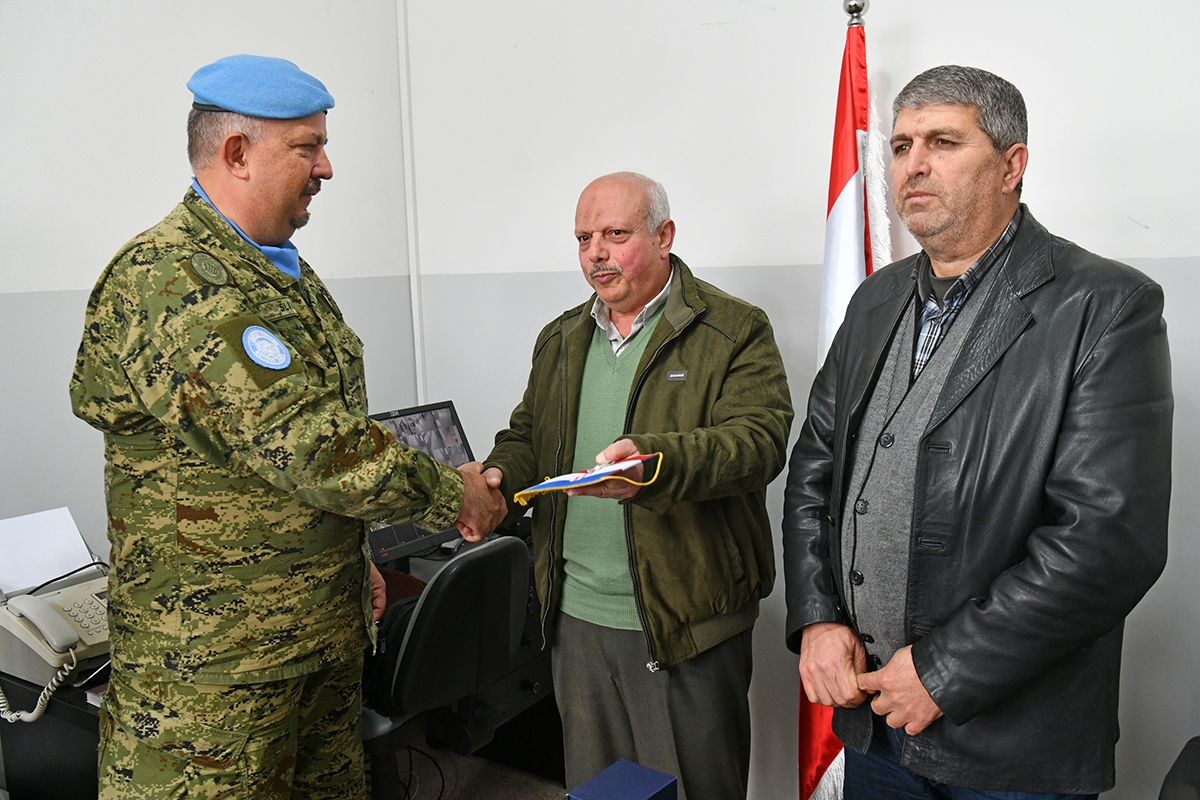 https://www.morh.hr/wp-content/gallery/hrvatski-inzenjerci-u-unifil-u-pomazu-lokalnoj-skoli/unifil_2_hrvcon_090419_02.jpg