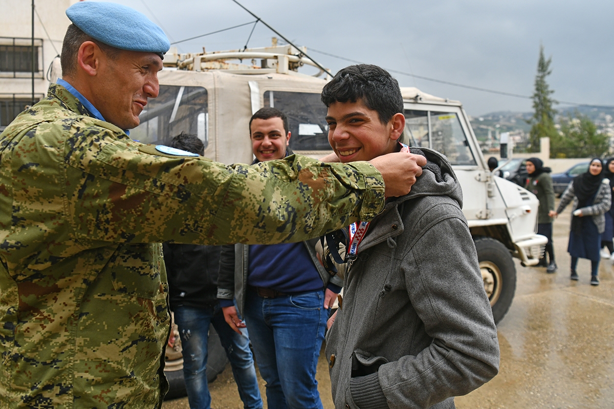 https://www.morh.hr/wp-content/gallery/hrvatski-inzenjerci-u-unifil-u-pomazu-lokalnoj-skoli/unifil_2_hrvcon_090419_08.jpg