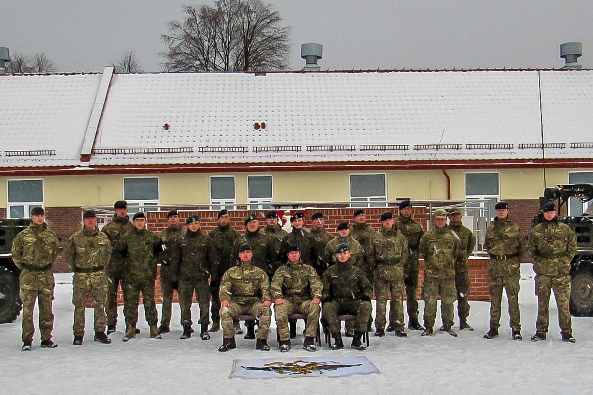 https://www.morh.hr/wp-content/gallery/hrvatski-vojnik-najbolji-polaznik-pnco-tecaja-u-poljskoj/3_hrvcon_vjezba_vatrena_potpora_poljska_010219_10.jpg