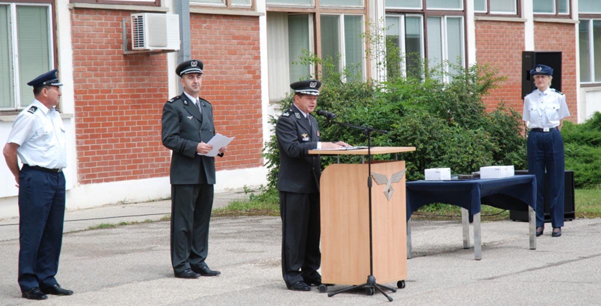 https://www.morh.hr/wp-content/gallery/hrz-i-pzo-obiljeili-dan-oruanih-snaga-rh/hrz_27052013_07.jpg