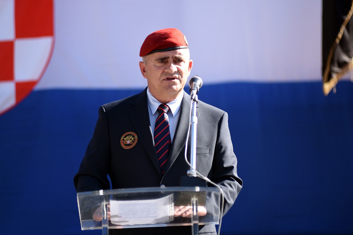 https://www.morh.hr/wp-content/gallery/imenovana-vojarna-4-gardijske-brigade-pauci-u-kninu/puci_knin_11042019_02.jpg