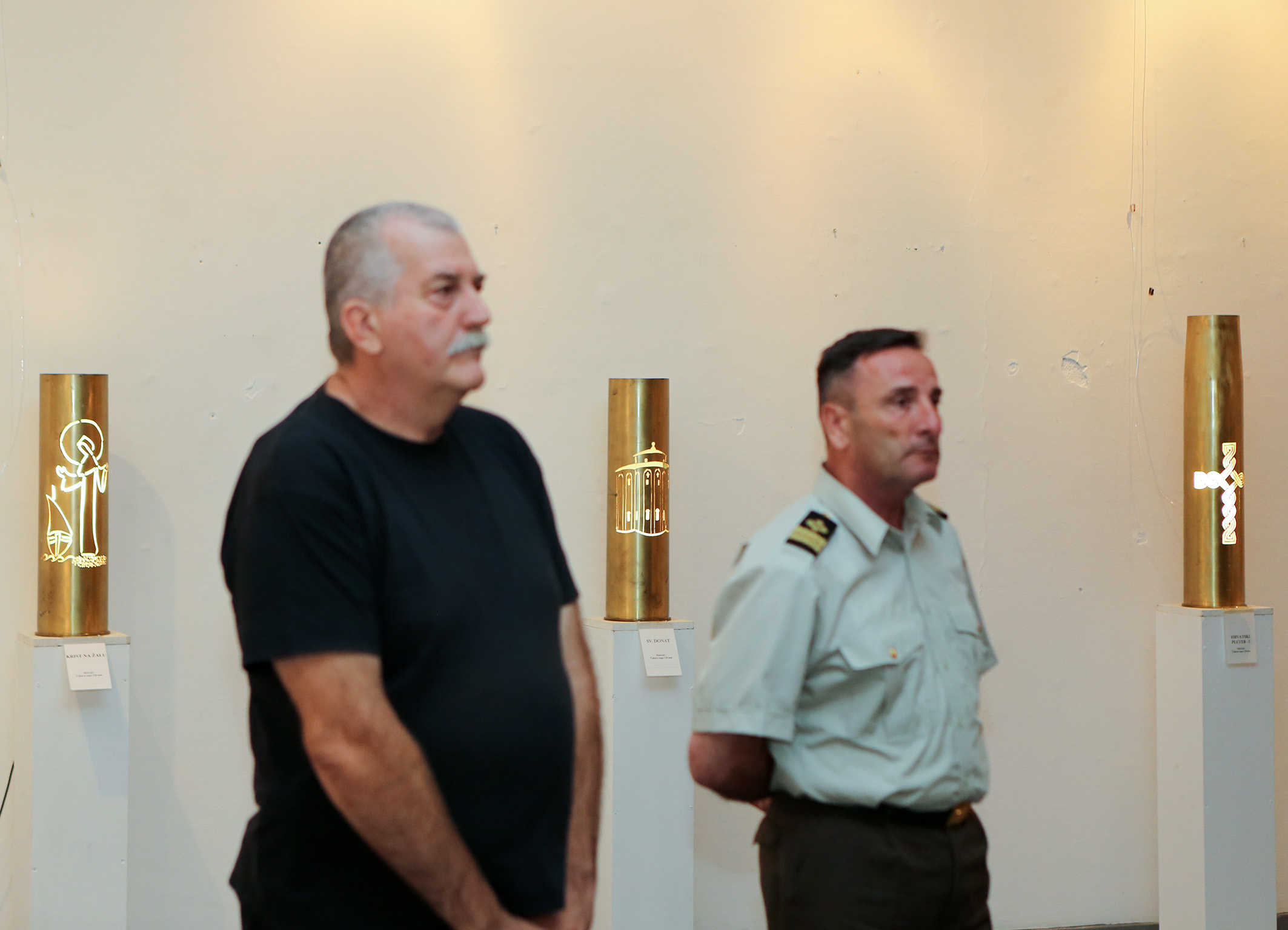 https://www.morh.hr/wp-content/gallery/izlozba-svitlo-hrvatskoga-kriza-u-galeriji-morh-a/izlozba_02082016_06.jpg