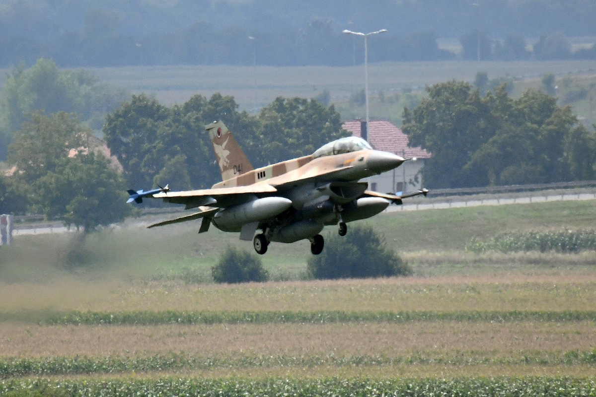 https://www.morh.hr/wp-content/gallery/izraelski-avioni-f-16-prvi-put-u-hrvatskoj/f16_barak_pleso_02082018_10.jpg