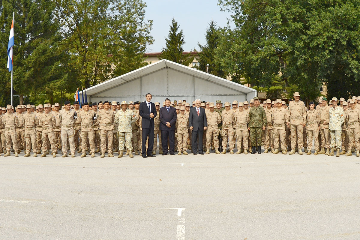 https://www.morh.hr/wp-content/gallery/jedanaesta-obljetnica-sudjelovanja-os-rh-u-operaciji-isaf-u-afganistanu/ispracaj_03092012_15.jpg